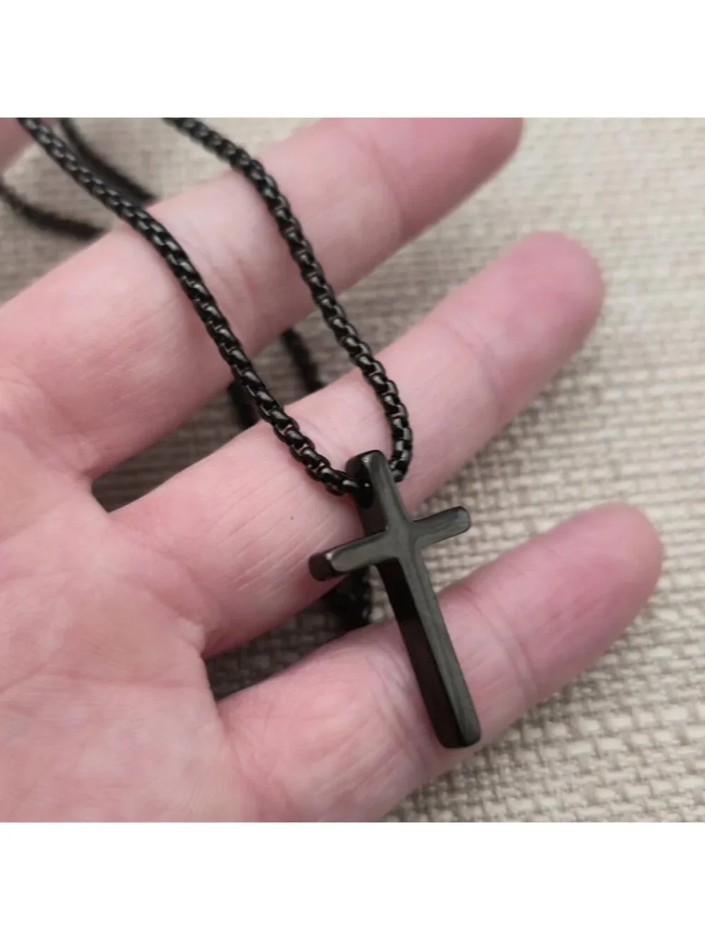17 Inch Stainless Steel Crucifix Pendant Chain Necklace A8088